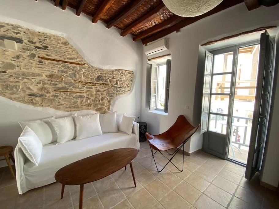 Venghera Naousa Apartment In The Heart Of Naousa Exterior photo